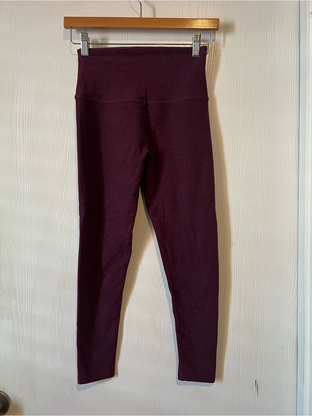 Beyond Yoga High-Rise crop Leggings Space dye Burgandy purple women Sz s